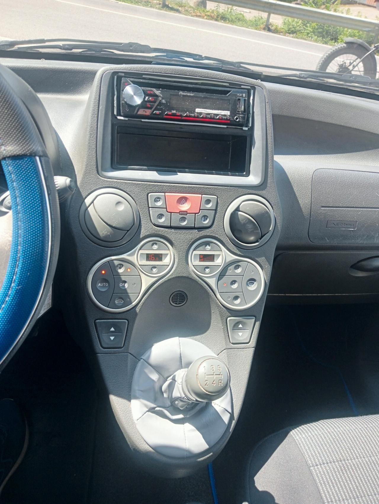 Fiat Panda 1.2 Dynamic X Neopatentati