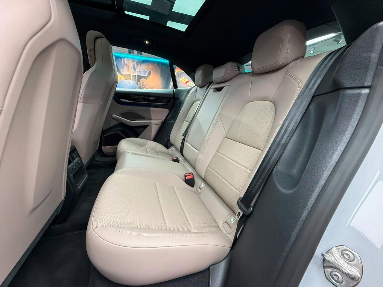 Porsche Macan 4 (970)