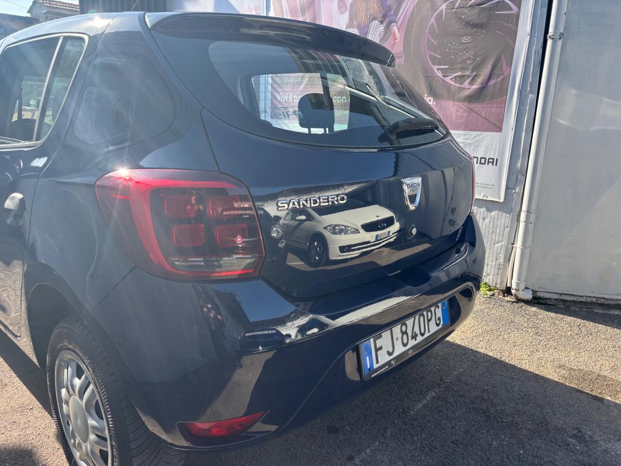 Dacia Sandero 1.5 dCi 8V 75CV Start&Stop Lauréate