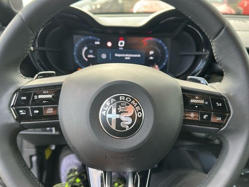 Alfa Romeo Junior 1.2 ibrida 145cv edct6
