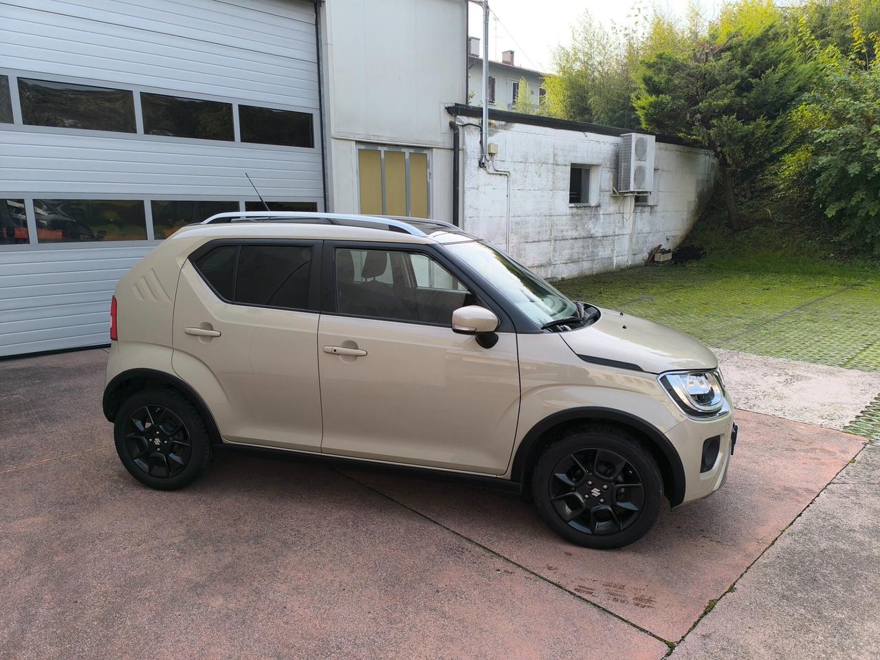 Suzuki Ignis 1.2 Hybrid CVT Top
