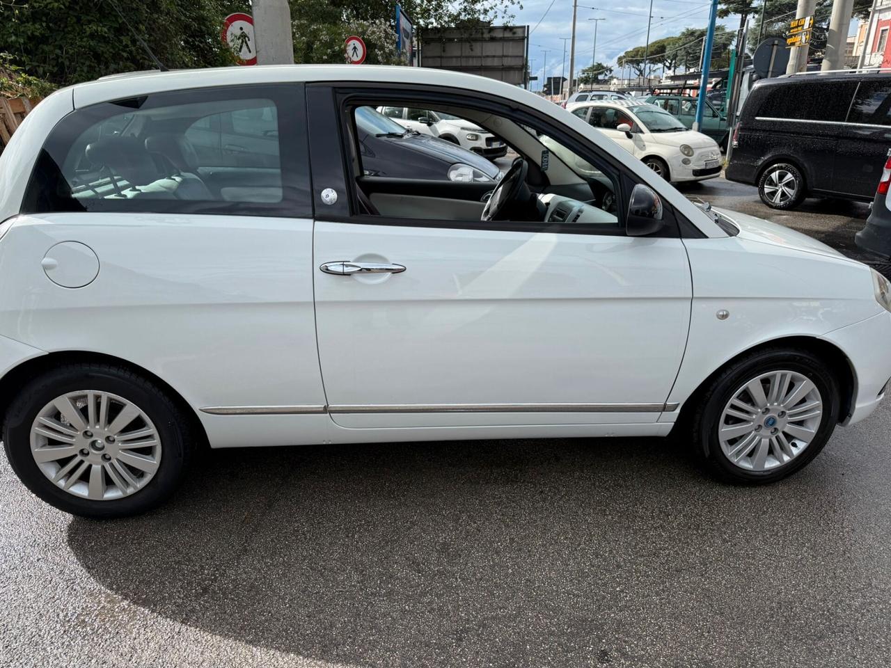 Lancia Ypsilon 1.4 Diva Ecochic GPL 2011