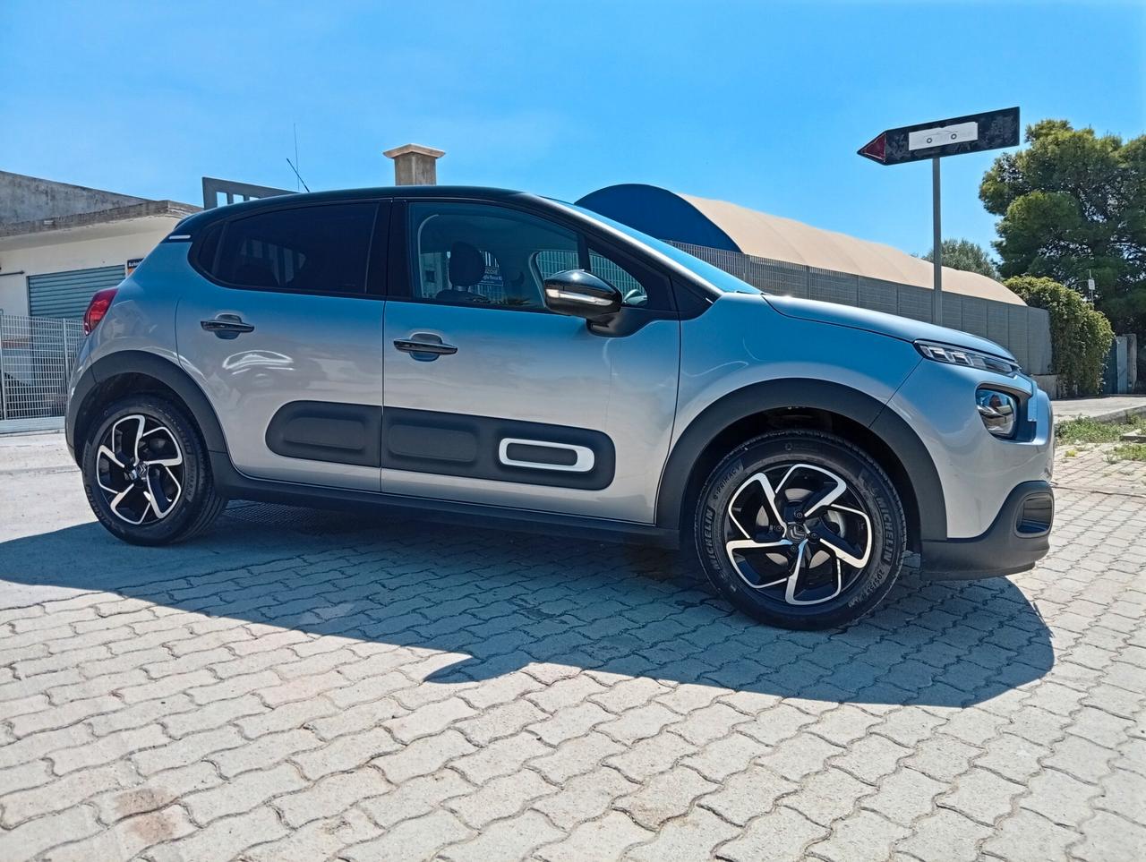 Citroen C3 BlueHDi 100 S&S Shine Pack