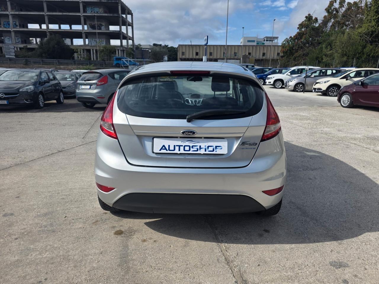 Ford Fiesta 1.4 TDCi 70CV 5 porte Titanium