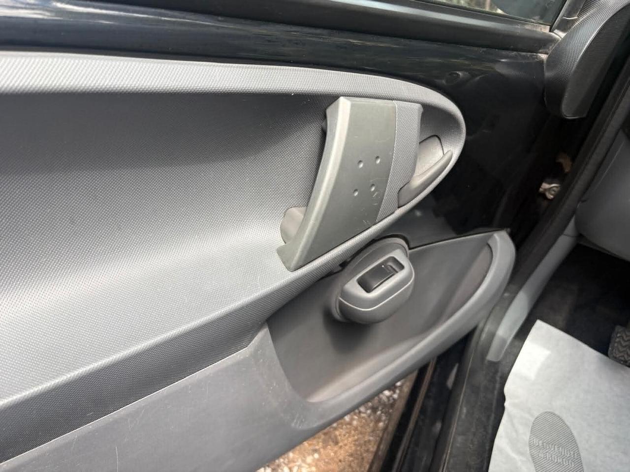 Citroen C1 1.0 3 porte Attraction