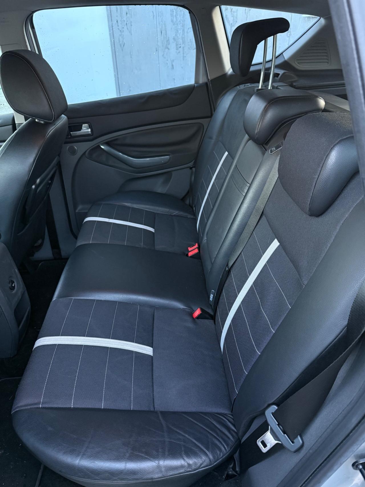 Ford Kuga 2.0 TDCi 4WD 4x4 Titanium SOLI 147 MILA KM