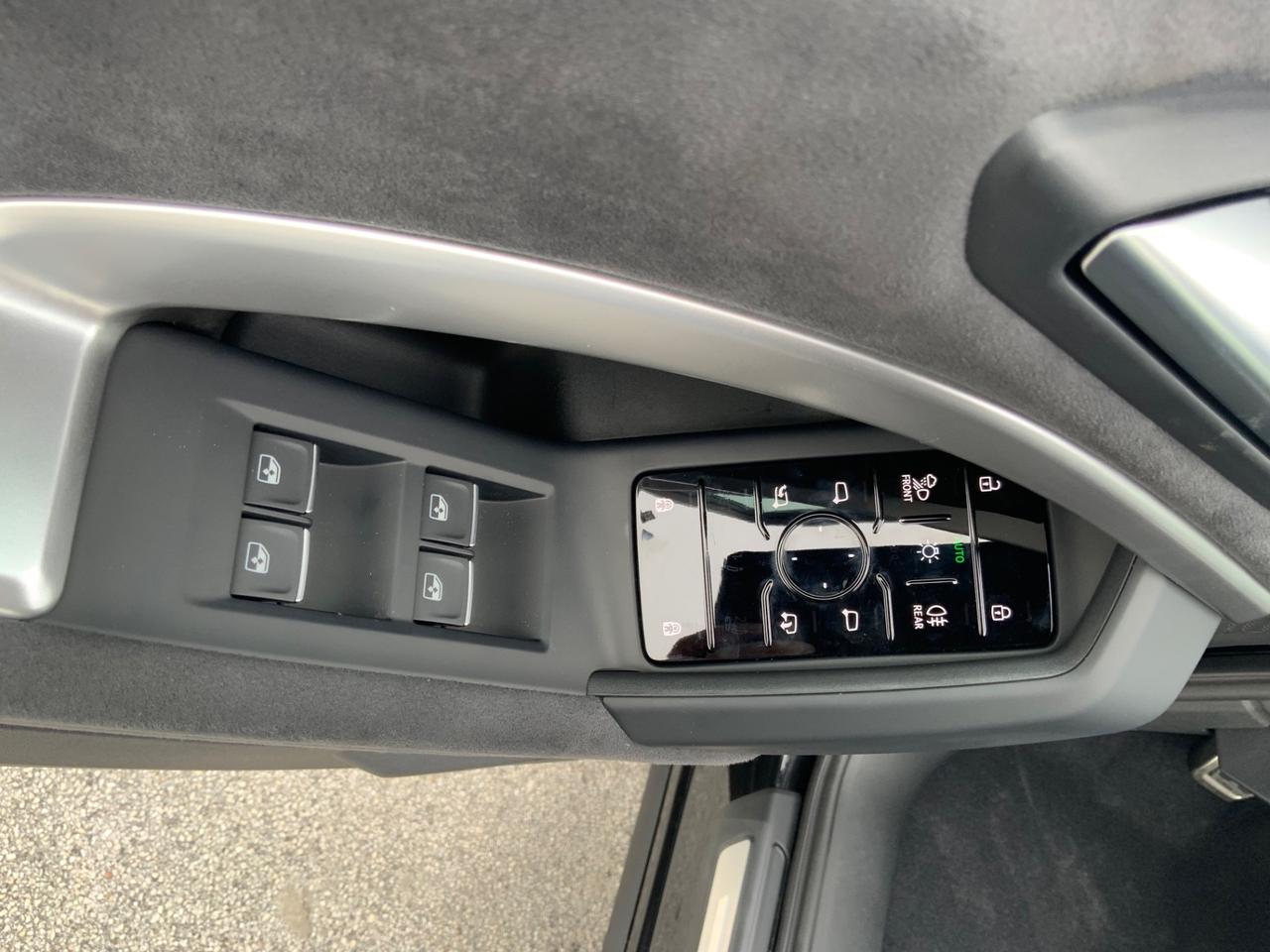 Audi Q5 SPB TDI 150 kW mHEV+ S tronic quattro line edition LISTINO 97500€ FULL