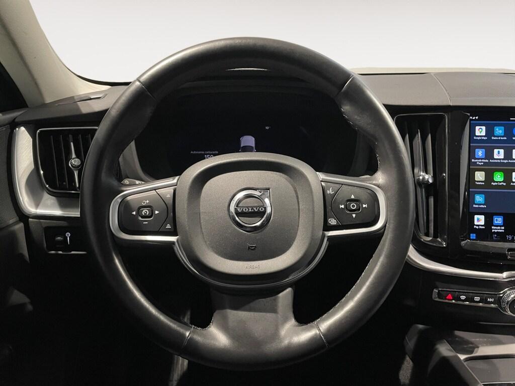 Volvo XC60 II 2022 2.0 b4 197CV AWD Autom. Momentum (MHEV)
