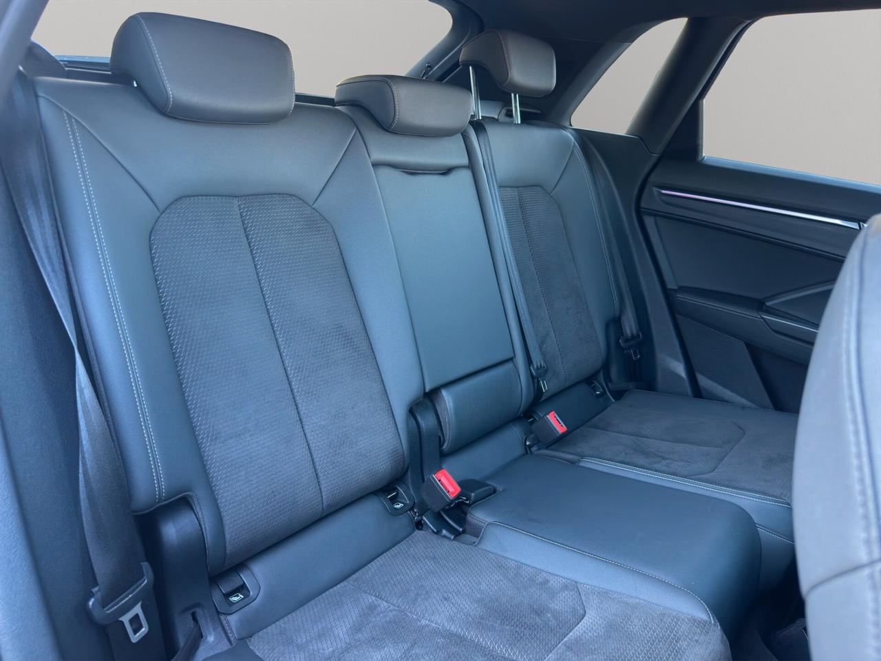 Audi Q3 45 TFSI quattro S tronic line edition