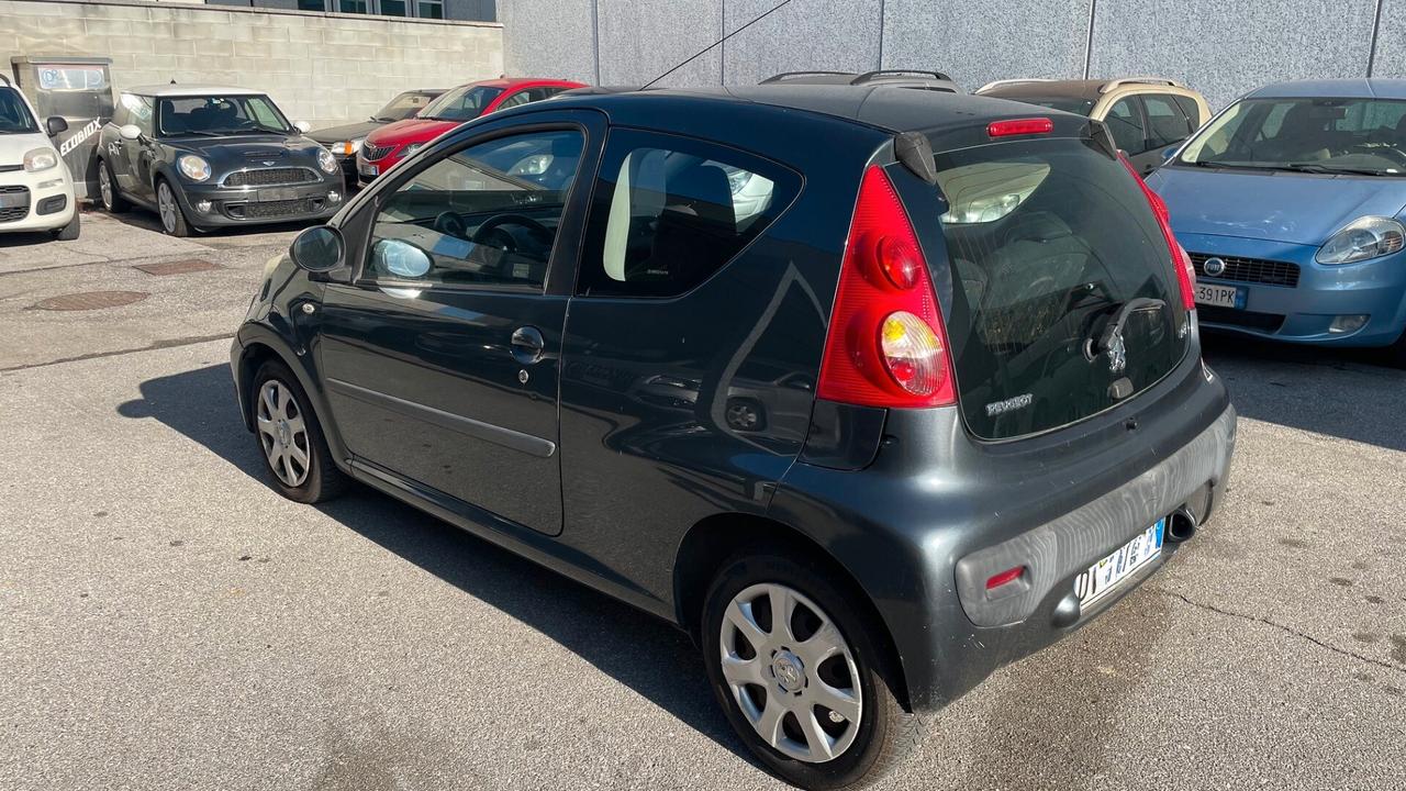 Peugeot 107 1.0 68CV 3p. Sweet Years