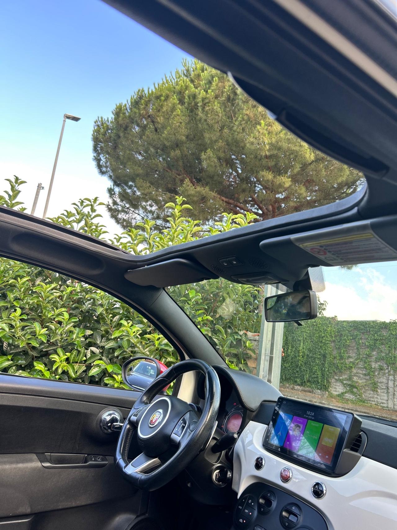 Abarth 500 C 1.4 Turbo T-Jet MTA Bicolore