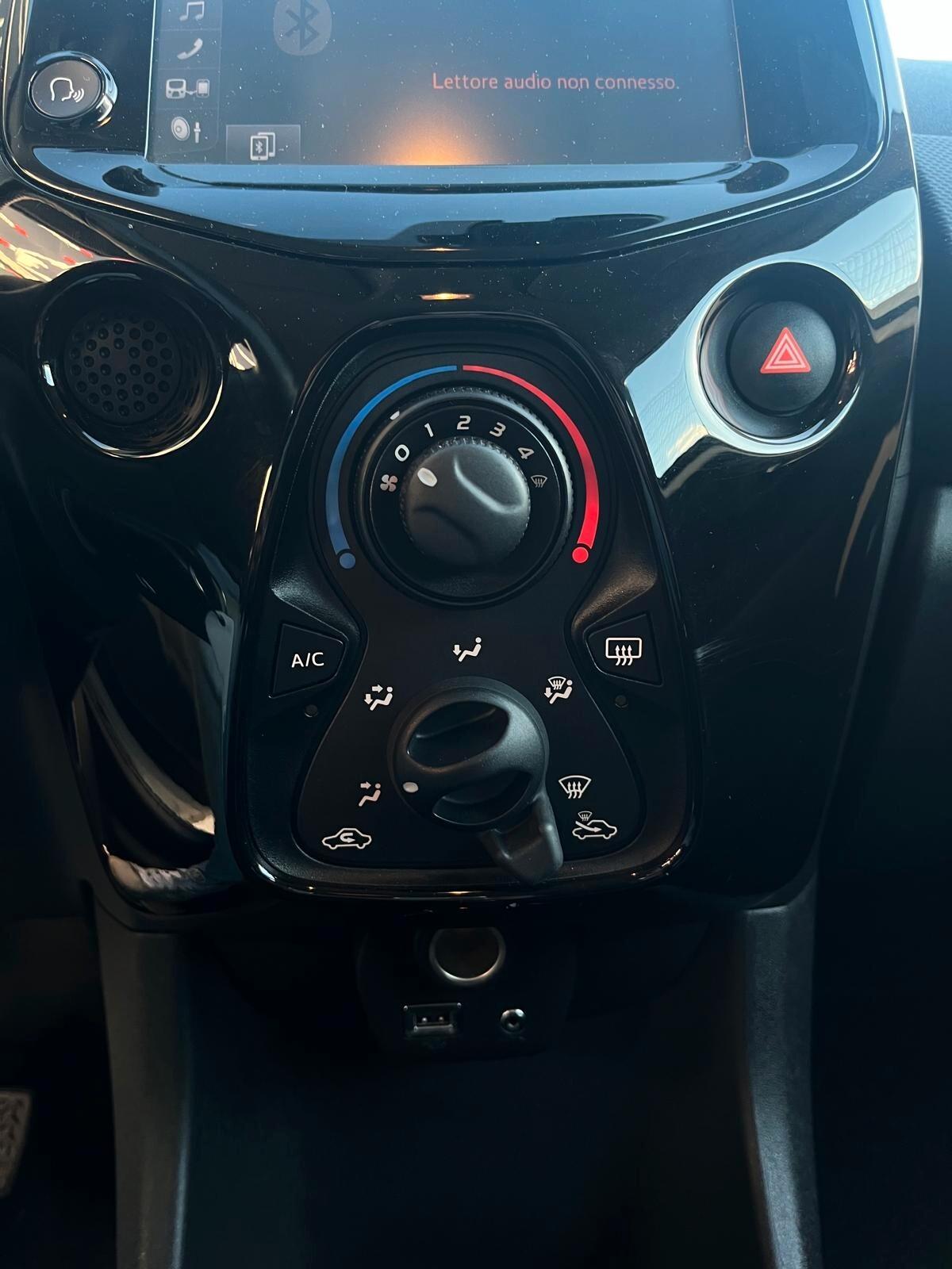 Citroen C1 Airscape VTi 72 ETG 5 porte Urban Ride