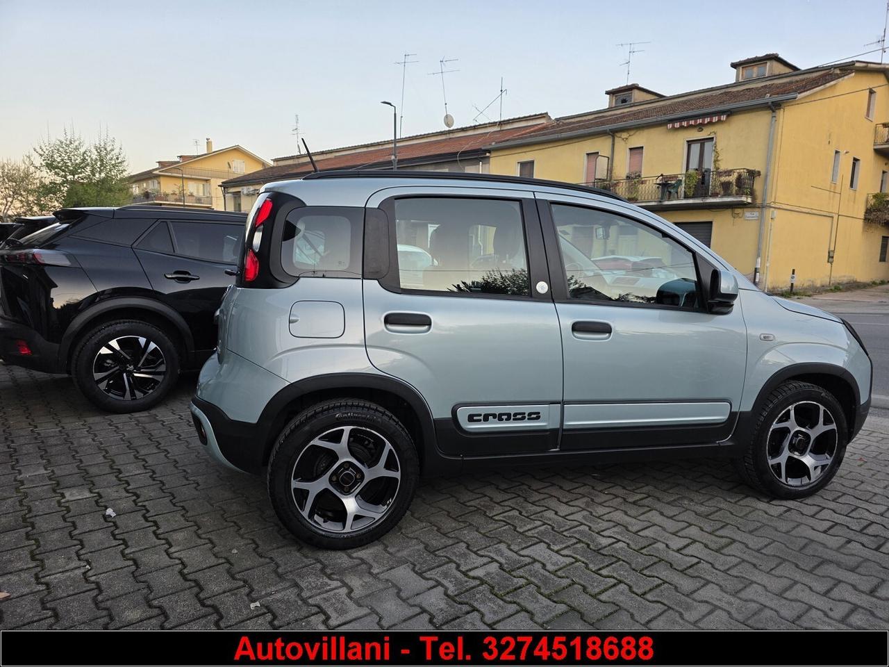 FIAT Panda Cross FIAT PANDA CROSS 1.0 firefl...