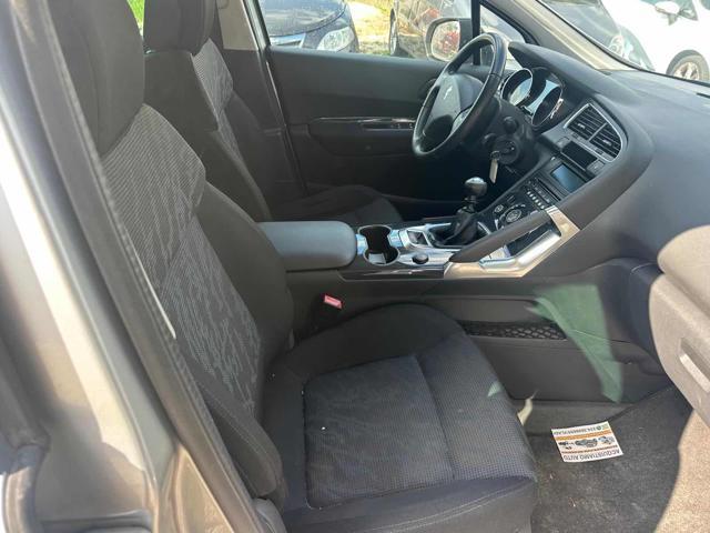 PEUGEOT 3008 1.6 HDi 112CV Tecno senza nessun lavoro da fare