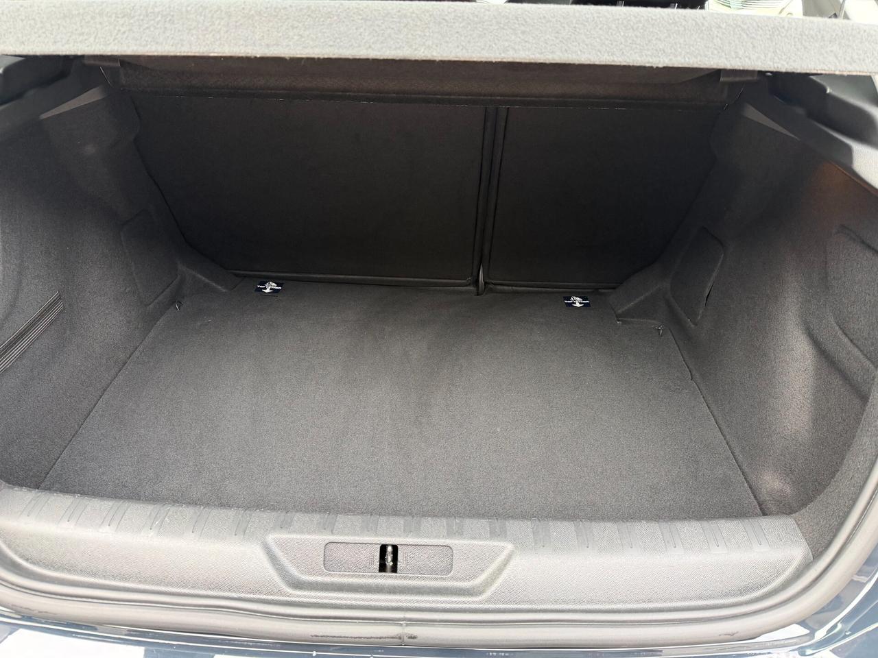 Peugeot 308 1.5 BLUEHDI 130 cv. 5 porte ACTIVE