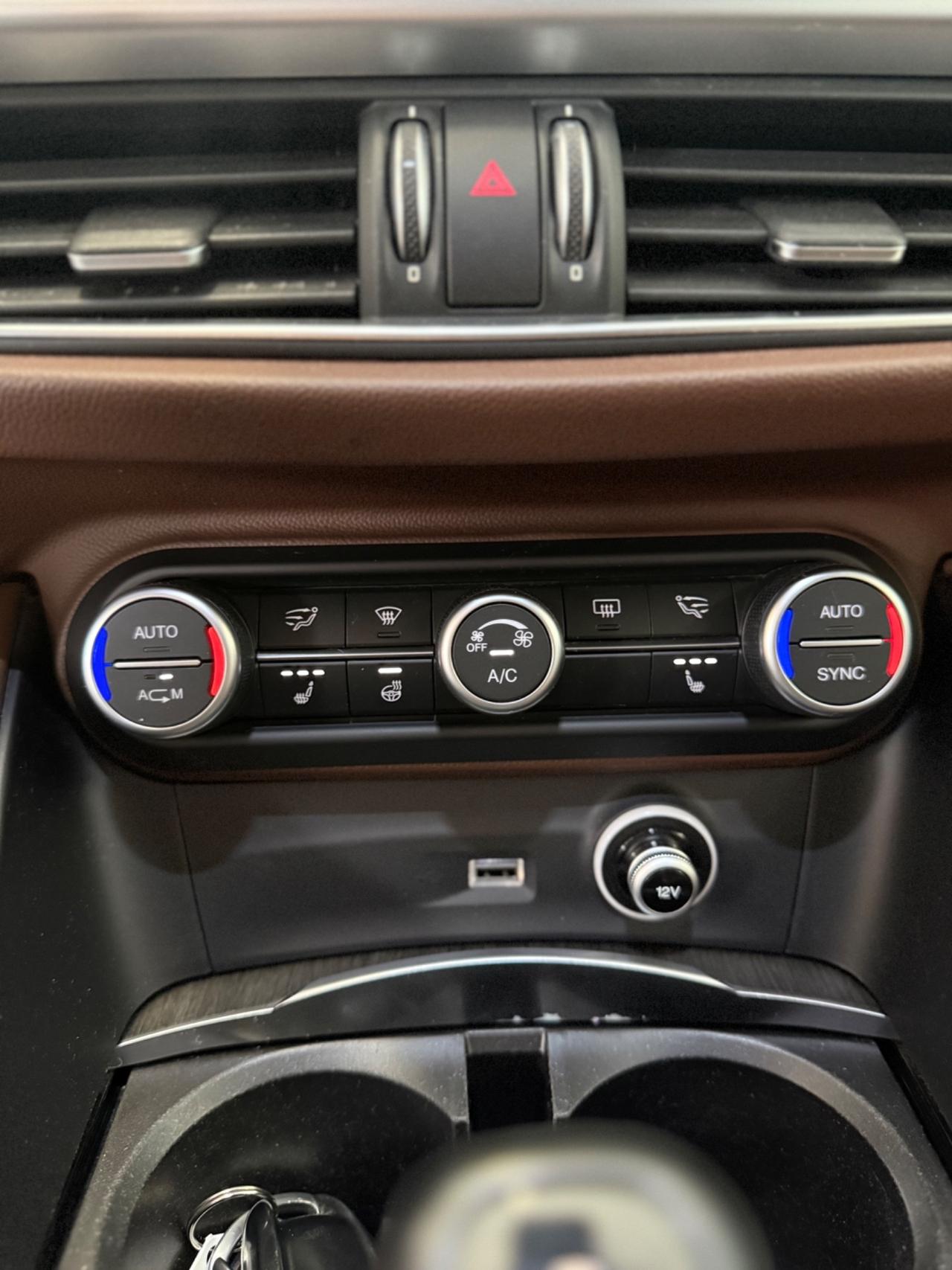 Alfa Romeo Stelvio 2.0 Turbo 280 CV AT8 Q4 First Edition 10/2017