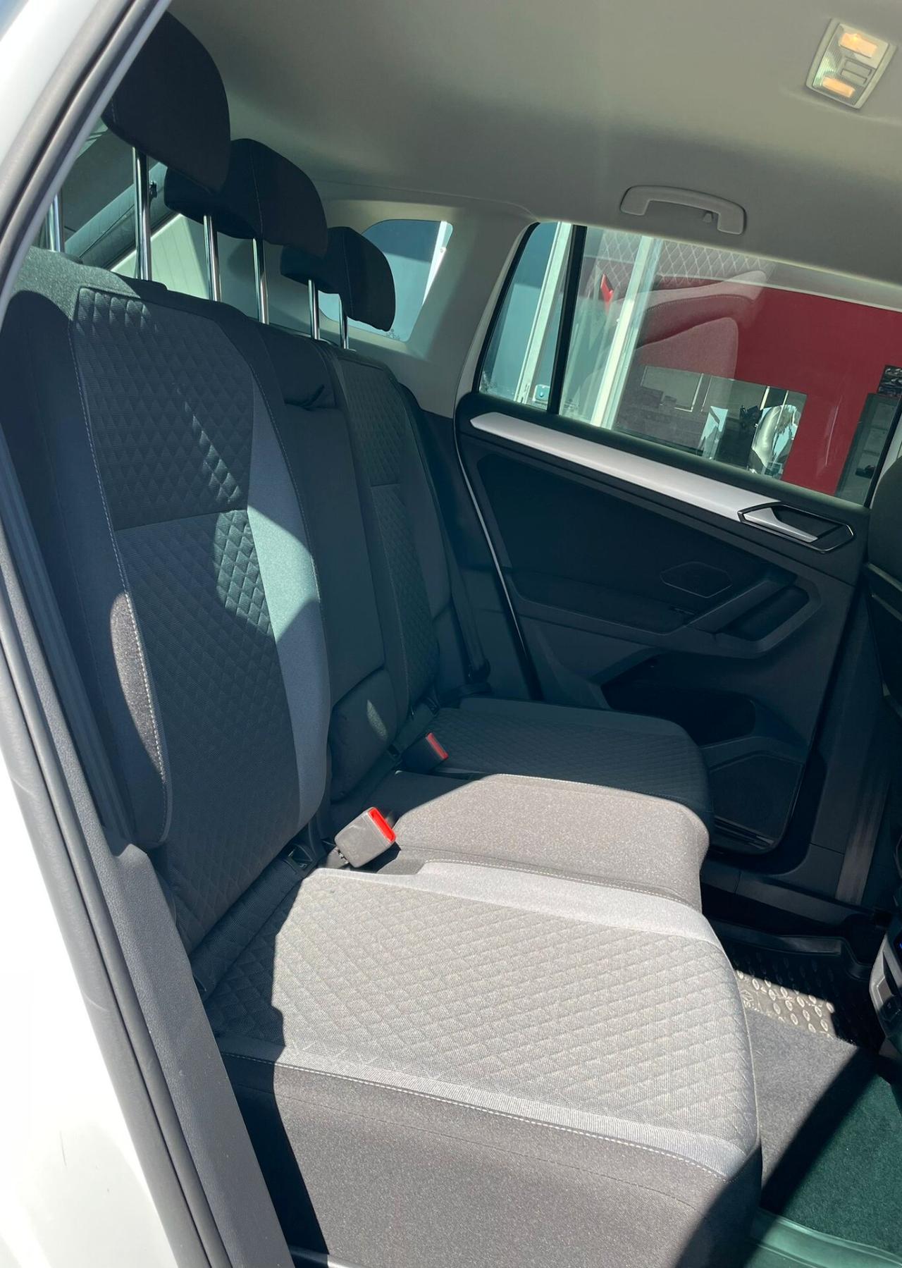 Volkswagen Tiguan 2.0 TDI SCR Business BlueMotion