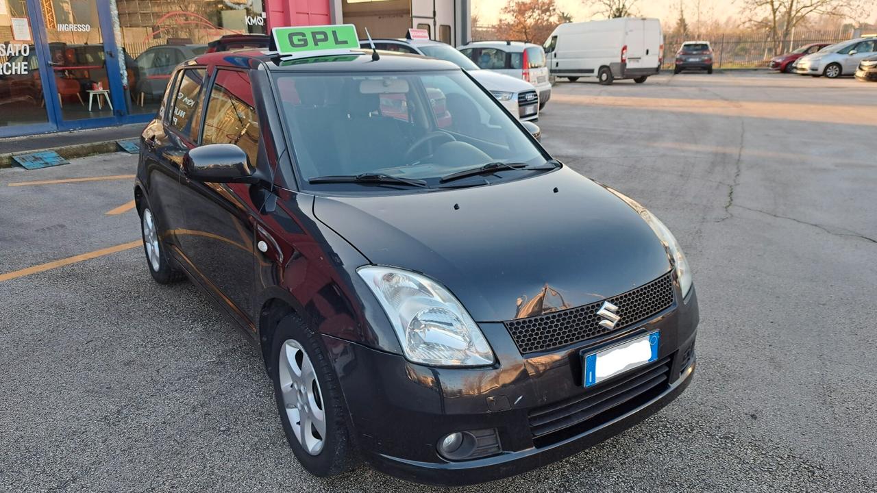 Suzuki Swift 1.3 5p. GLX
