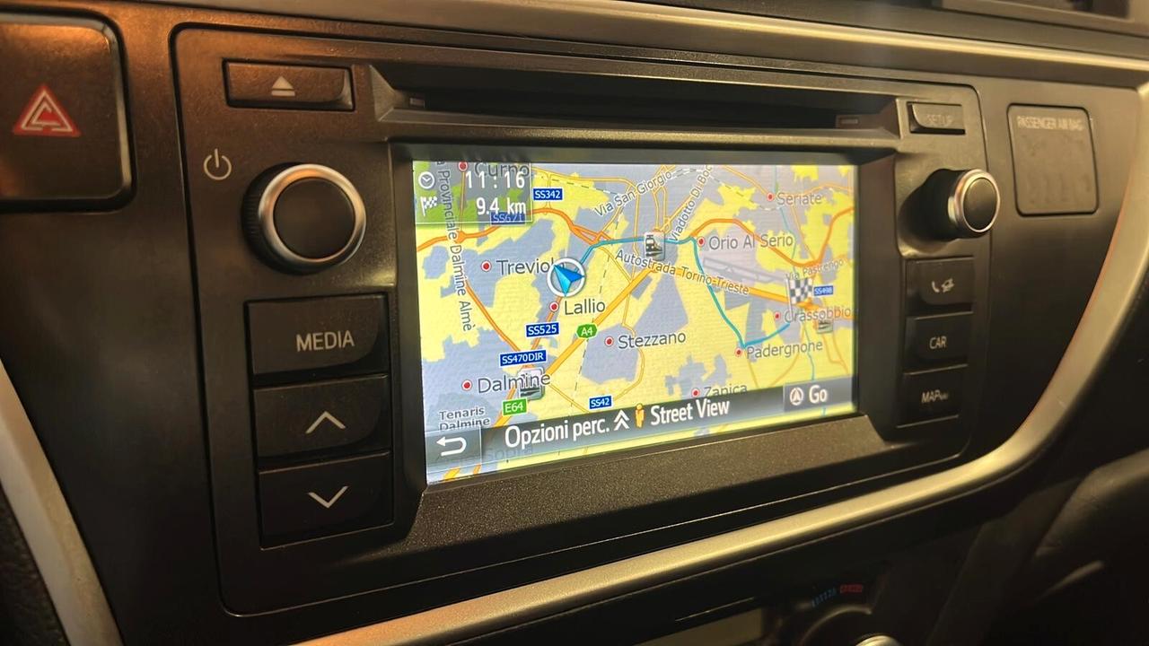 Toyota Auris Touring Sports 1.8 Hybrid Lounge