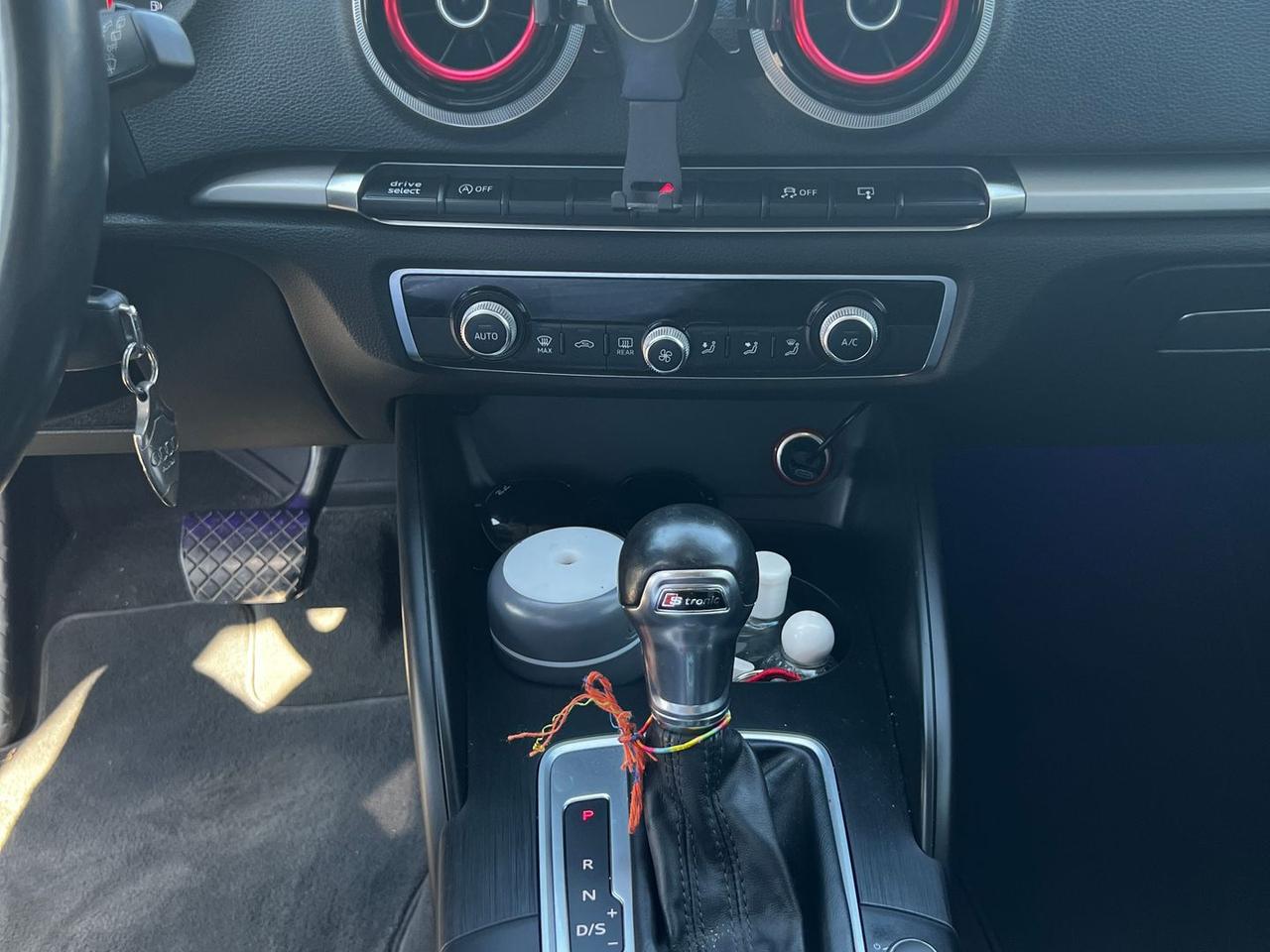 Audi A3 1.6 TDI Ambition #11389