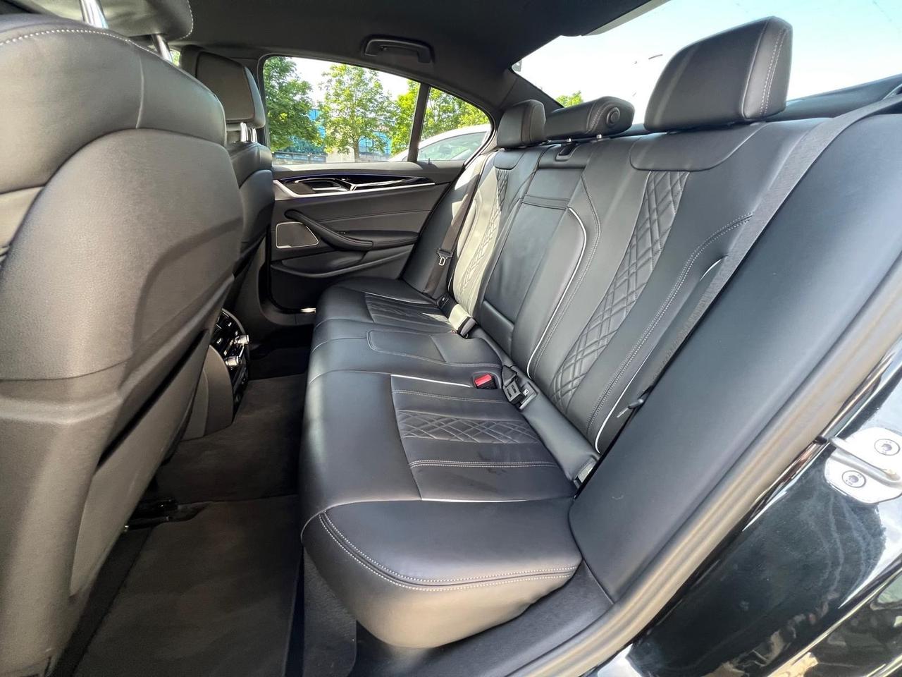 Bmw serie 5 M-Sport 520d 190cv.