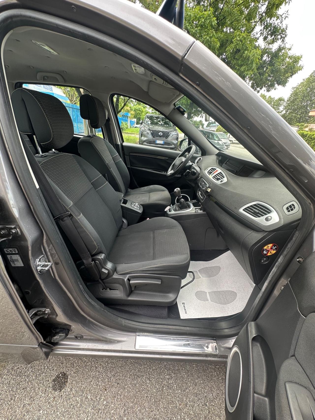 Renault Scenic Scénic X-Mod 1.5 dCi 110CV Luxe