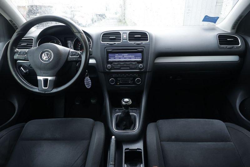 Volkswagen Golf Volkswagen Golf 1.6 TDI DPF 5p. Comfortline 77KW ANNO 2011