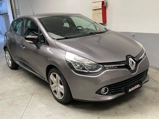 RENAULT Clio 1.2 75CV 5 porte Costume National
