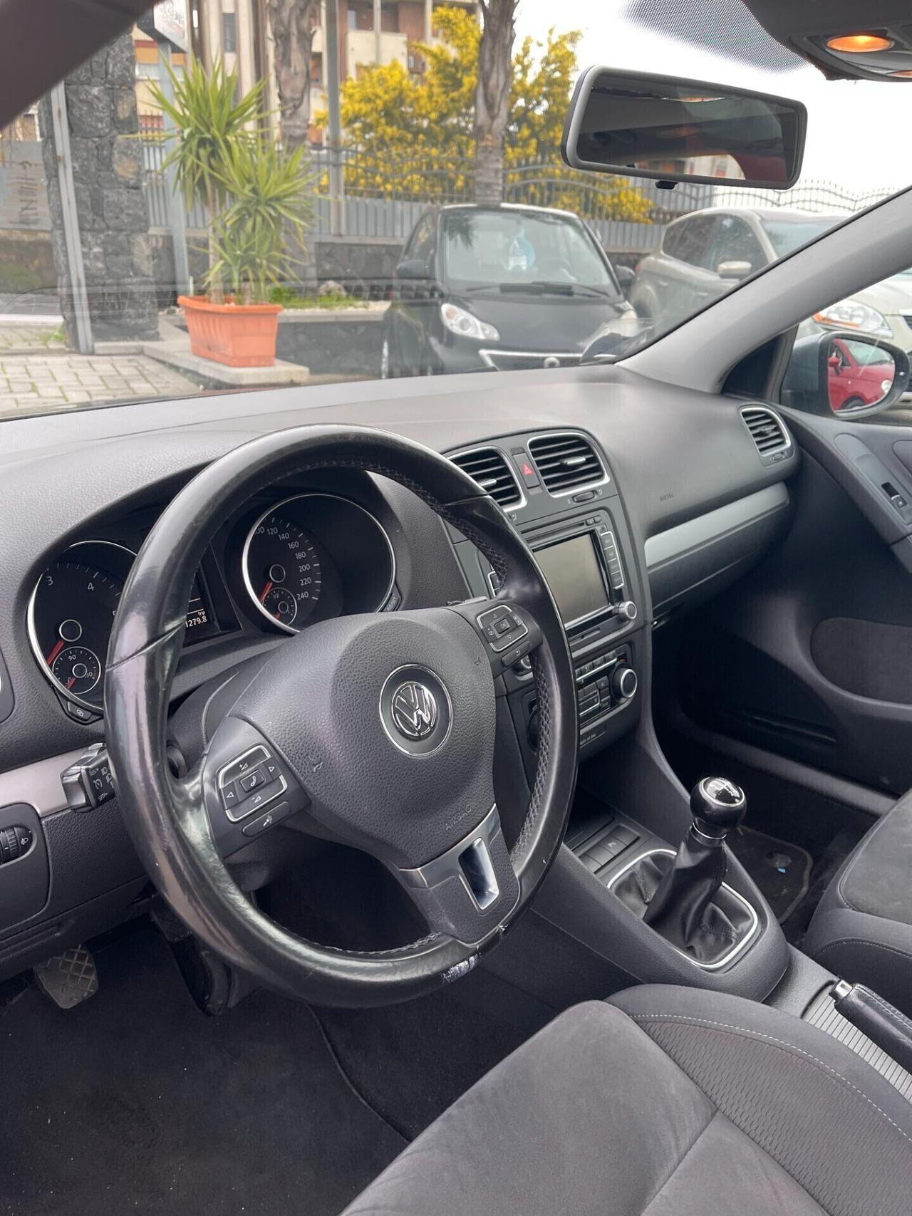 Volkswagen Golf 1.6 TDI 105cv