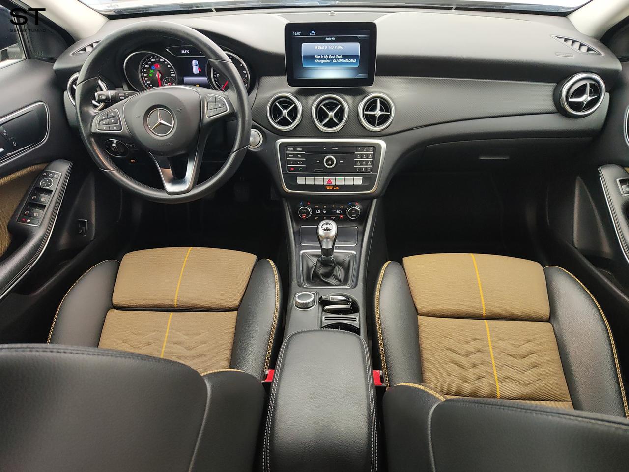 Mercedes-Benz GLA (X156) - GLA 180 d Executive