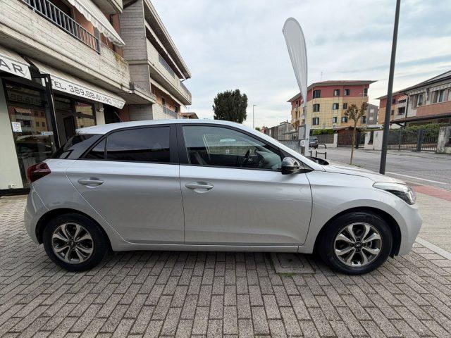 HYUNDAI i20 1.2 5 porte Econext Connectline