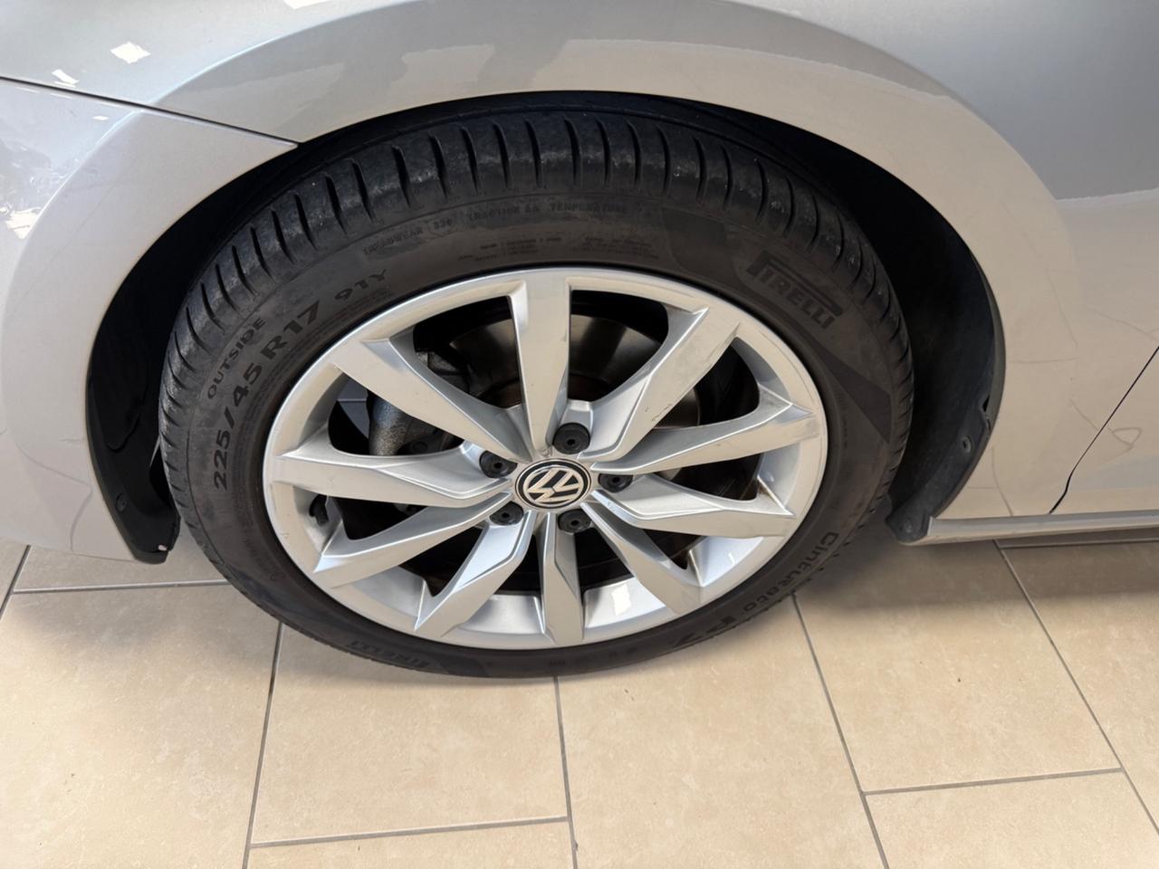 Volkswagen Golf Variant Business 1.6 TDI 110 CV Highline BMT