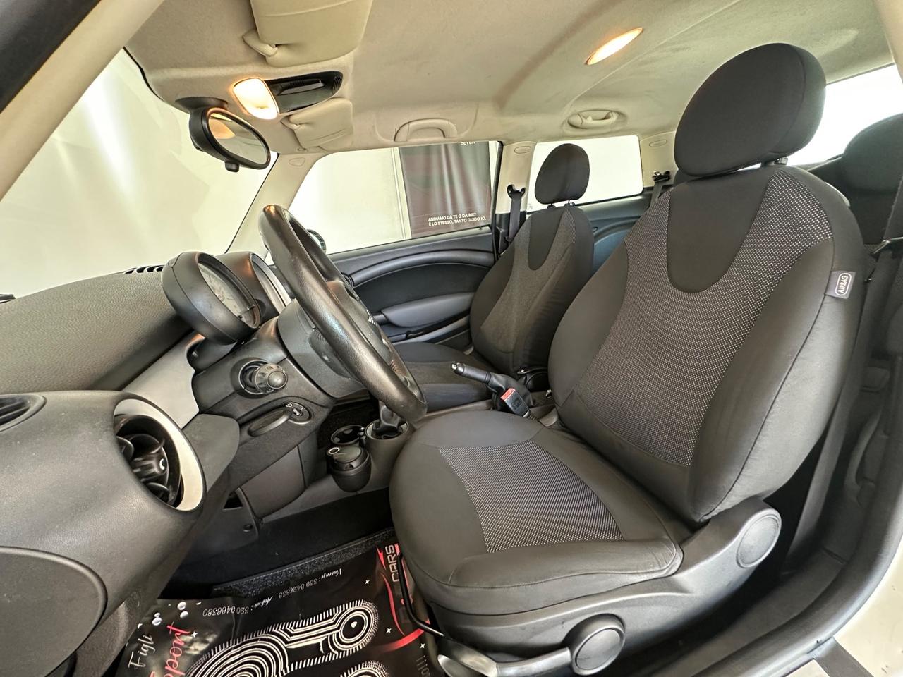Mini 1.6 16V One (55kW)