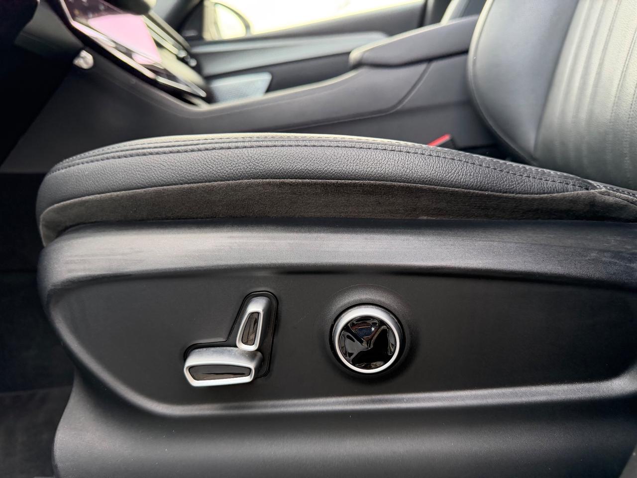 Maserati Grecale MHEV 300 CV AWD GT tetto apribile