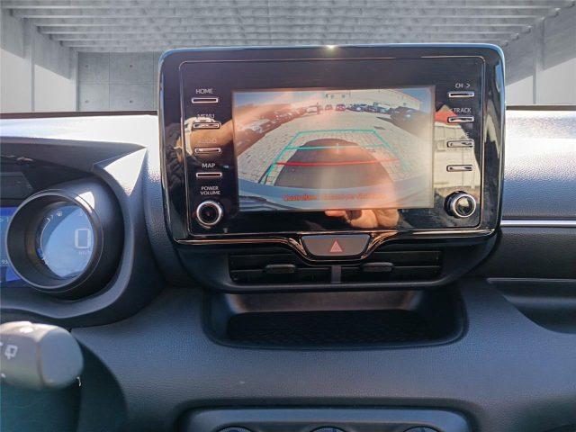 TOYOTA Yaris 4ª serie 1.0 5 porte Trend