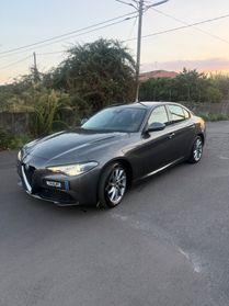 Alfa Romeo Giulia 2.2 Turbodiesel 160 CV AT8 Sprint