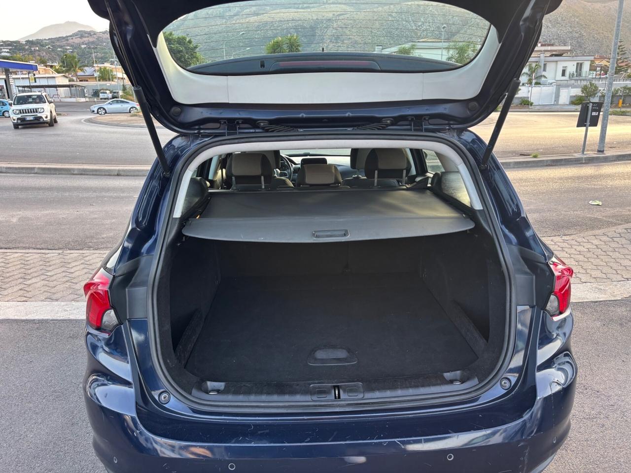 Fiat Tipo 1.6 Mjt S&S DCT 5 porte Lounge