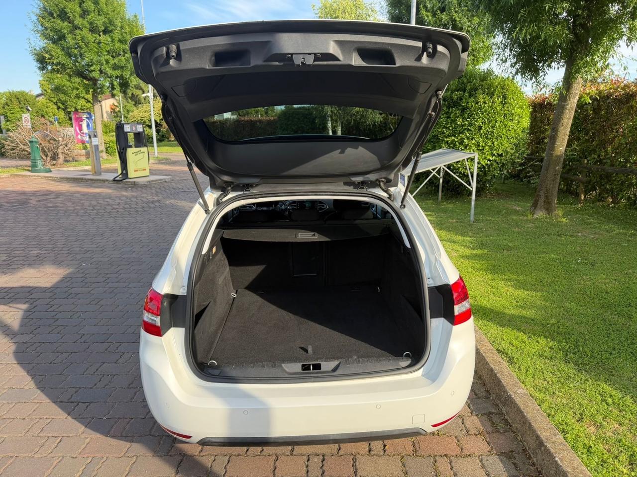 Peugeot 308 1.6 HDi 92 CV SW Business