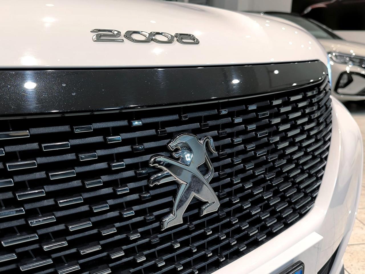 Peugeot 2008 PureTech 130 S&S EAT8 Allure