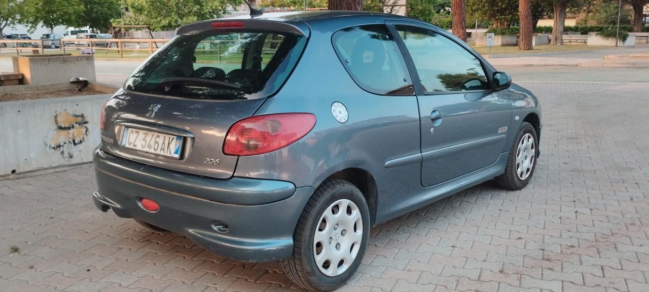 Peugeot 206 1.4 3p. Sweet Years