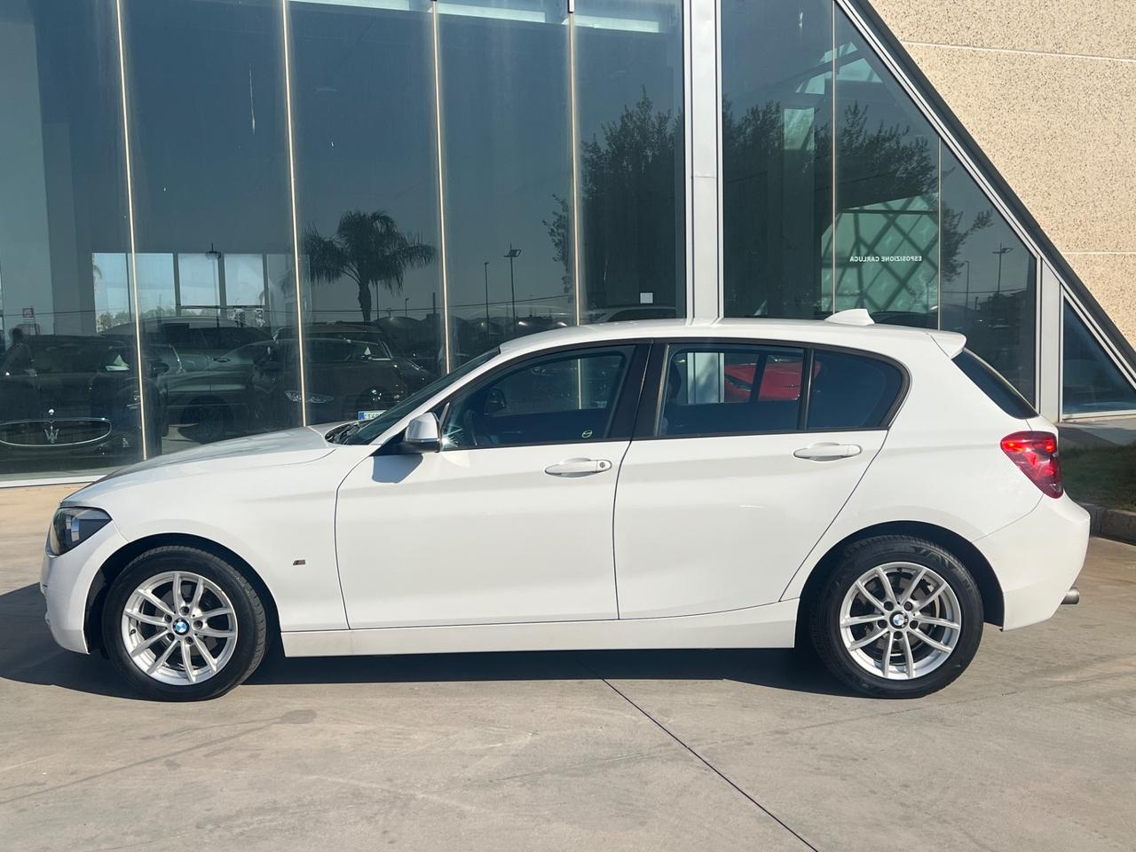 Bmw 116d 5p. Urban 2.0 116CV