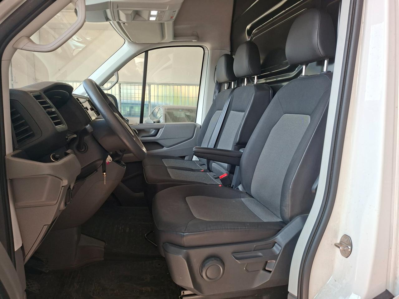 Volkswagen Crafter 2.0 TDI / EURO 6D-ISC / 15000KM