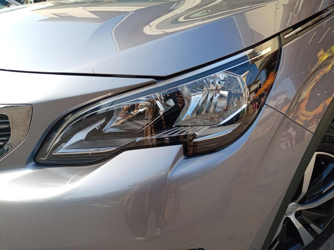 Peugeot 5008 Allure 1.6 Blue HDI 115 #7829