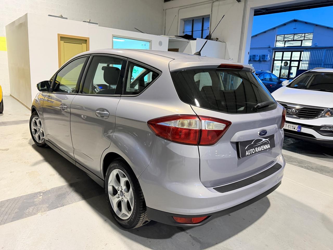 Ford C-Max 1.6 TDCi 115CV Titanium Neopatentati