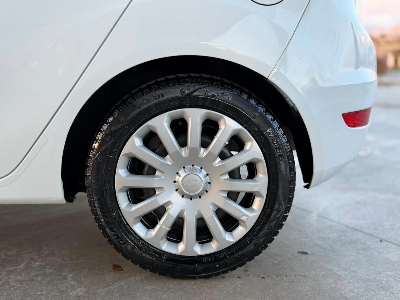 Ford Fiesta 1.5 TDCi 75CV 5 porte Titanium