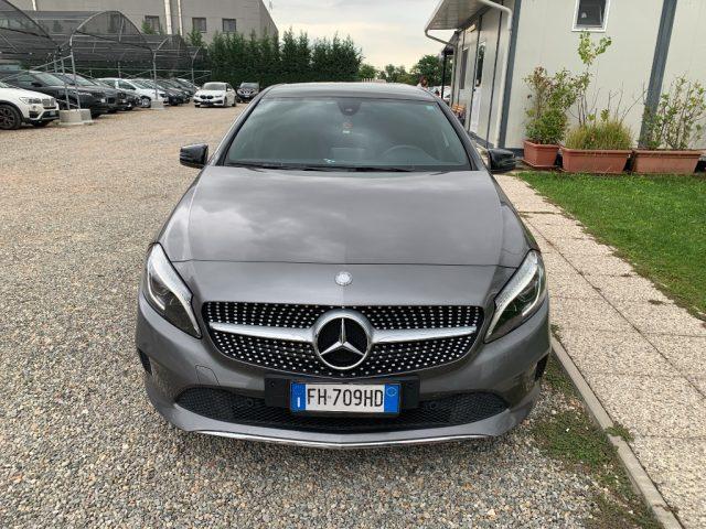 MERCEDES-BENZ A 180 Premium
