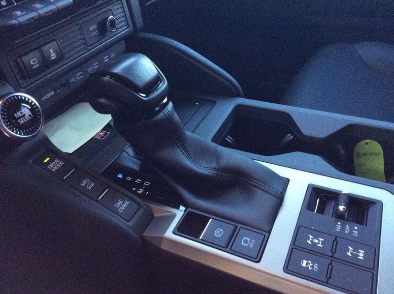 Toyota Land Cruiser 2.8 D Adventure A/T