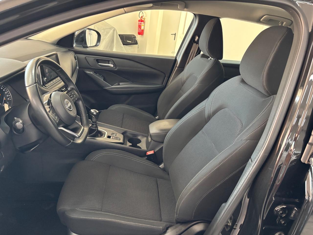 Nissan Qashqai MHEV 140 CV Business