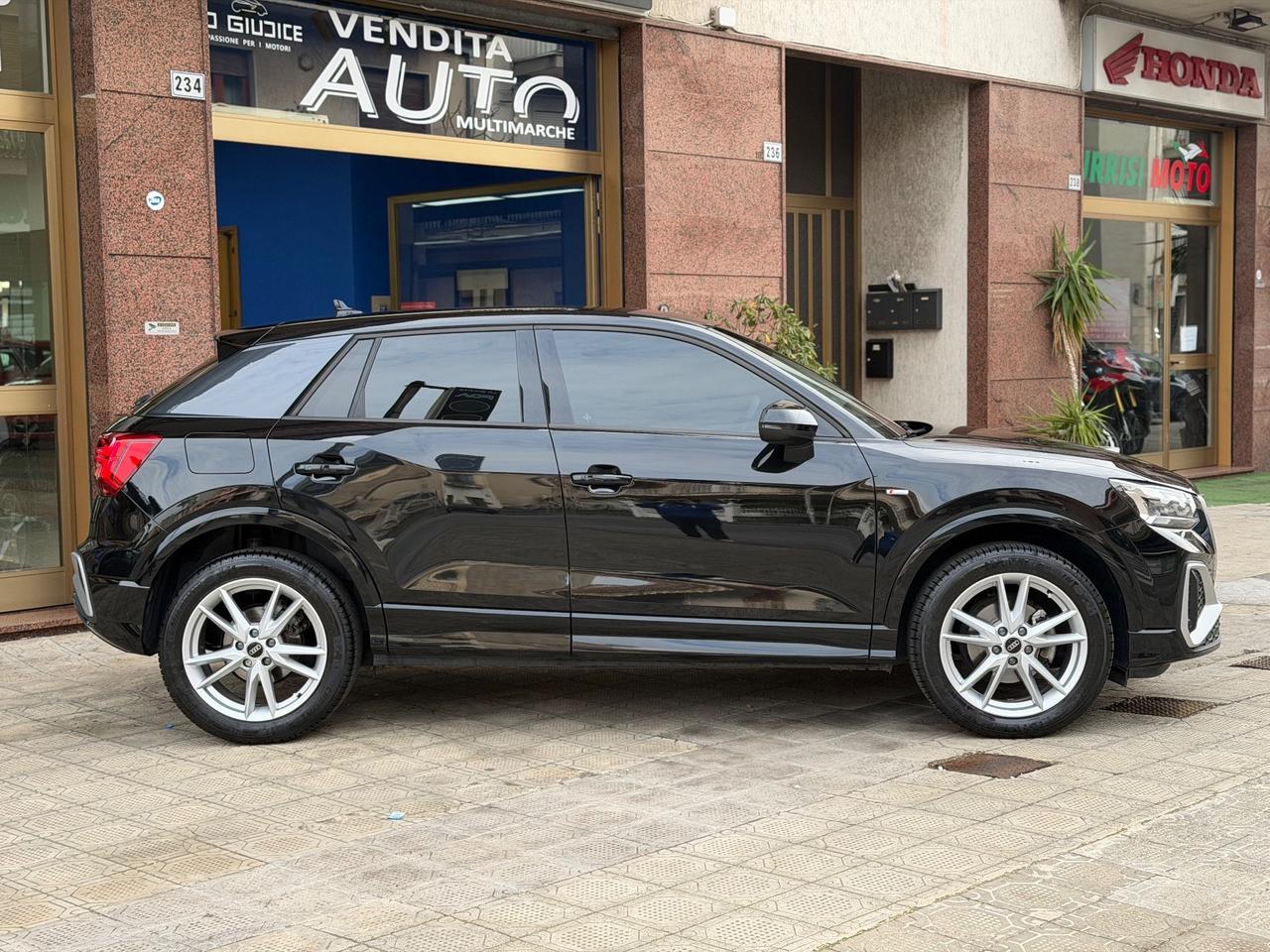 Audi Q2 30 TDI S line Edition