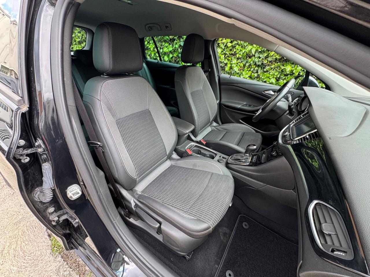 Opel Astra 1.5 CDTI 122 CV S&S AT9 Sports Tourer Business Eleg.